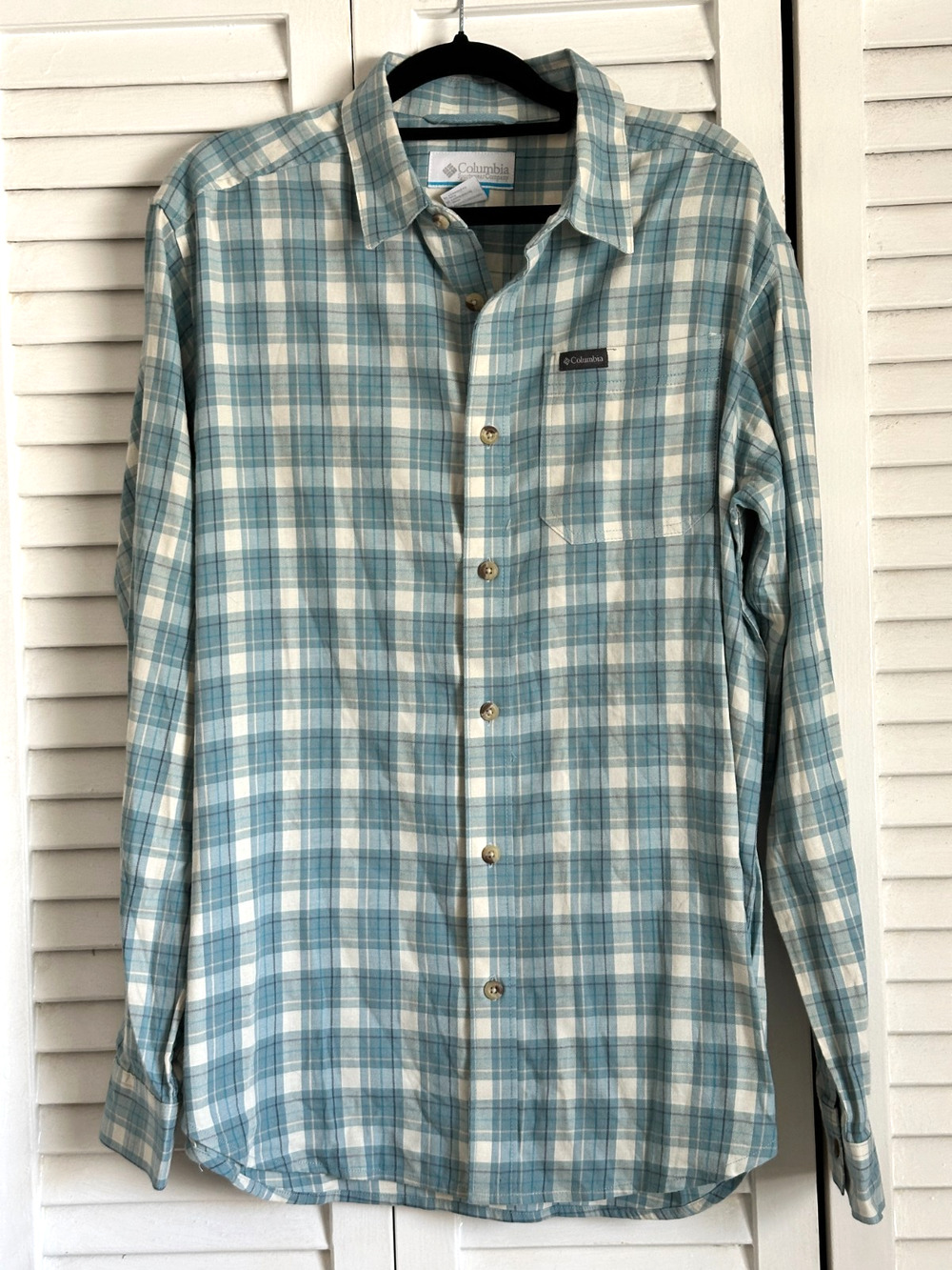 Columbia Sportswear Plaid Flannel Shirt Men's M Blue Cream Button Up Cotton